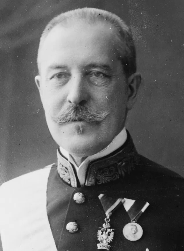 Alois Lexa von Aehrenthal, photographed in 1907 by the Atelier Adele.