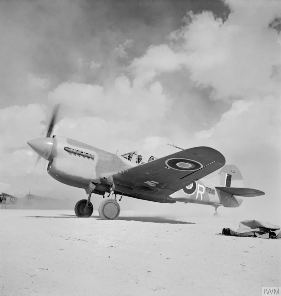 A Kittyhawk of No. 250 Squadron RAF in Egypt, 1942.