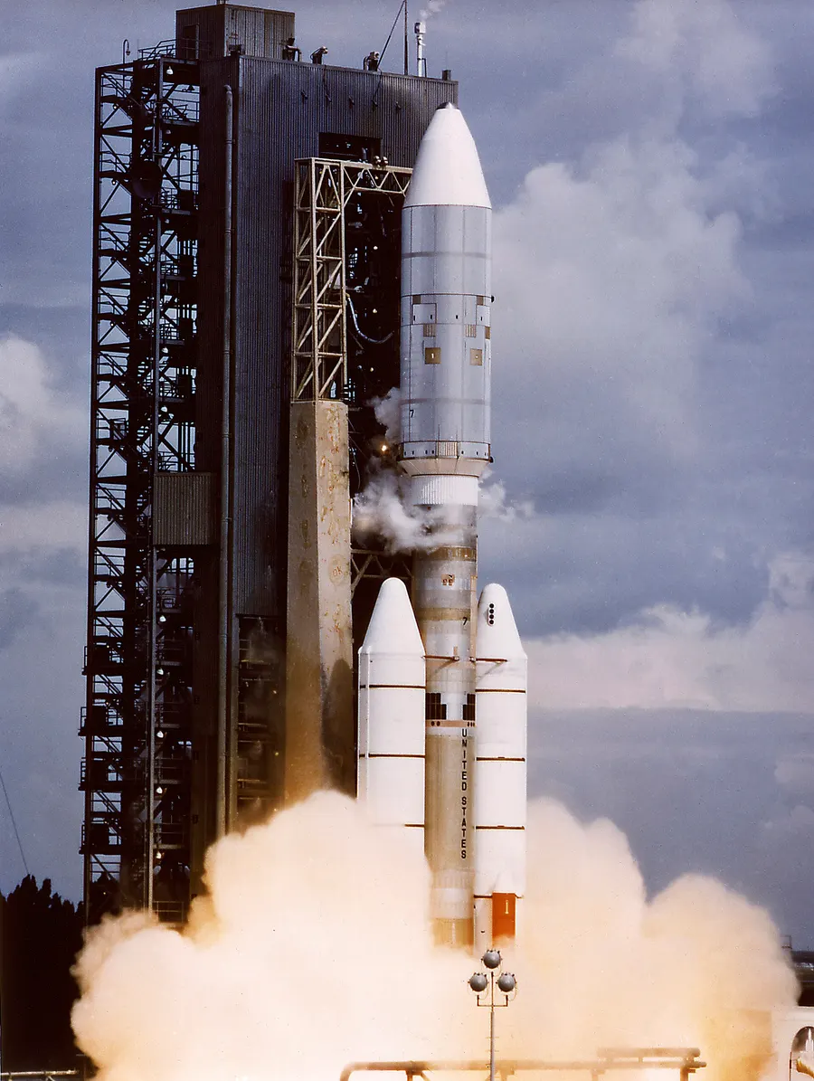 A Titan IIIE-Centaur rocket lifts Voyager 2 off from Cape Canaveral on 20 August 1977