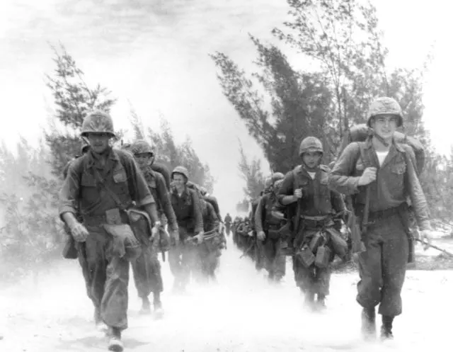 Marines of the 9th Marine Expeditionary Brigade on the beach at Da Nang, March 1965.