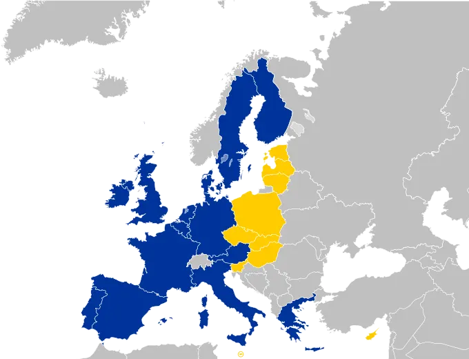 A map of the European Union after 1 May 2004, with the ten new members in yellow.