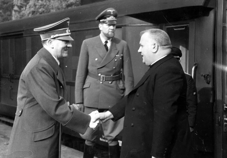 Jozef Tiso (right), president of the Slovak State, greeted by Adolf Hitler in October 1941.