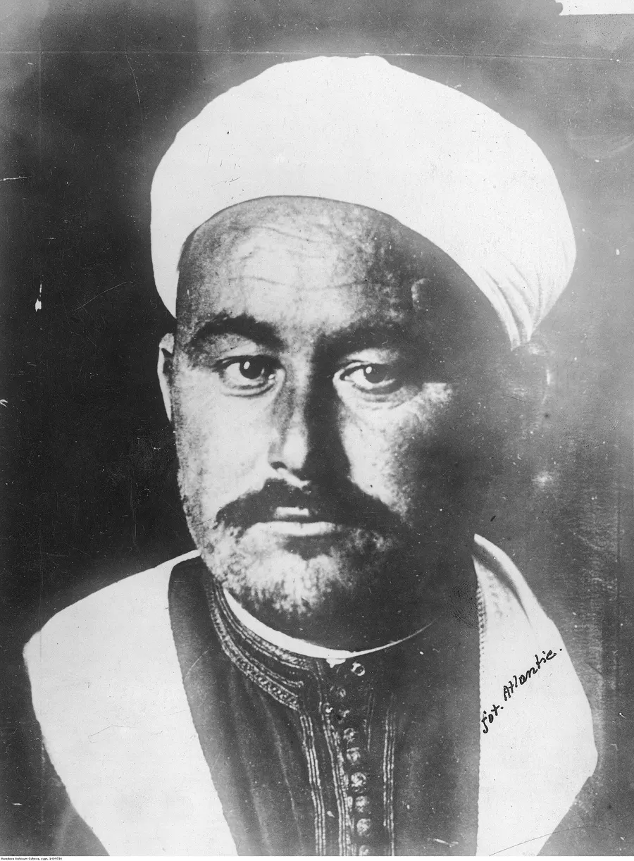 Abd el-Krim, leader of the Rif resistance to Spanish rule in northern Morocco