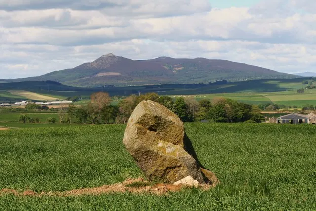 The hill of Bennachie seen from the east across Aberdeenshire farmland, the Garioch district where the Battle of Harlaw was fought