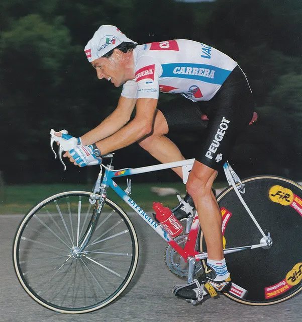 Stephen Roche riding a time trial at the 1987 Giro d'Italia, which he won two months before the Tour