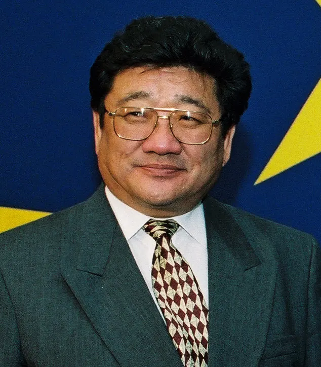 Punsalmaagiin Ochirbat, Mongolia's first directly elected president, in 1995