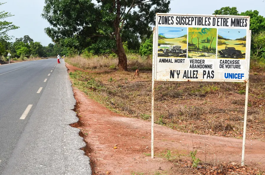 A sign near Ziguinchor, Senegal, warning of areas likely to be mined.