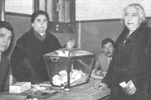 Voting in the Cuatro Caminos district of Madrid on 16 February 1936, with a glass ballot box.
