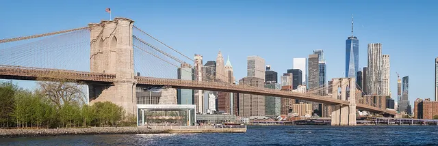 The Brooklyn Bridge and the Lower Manhattan skyline today