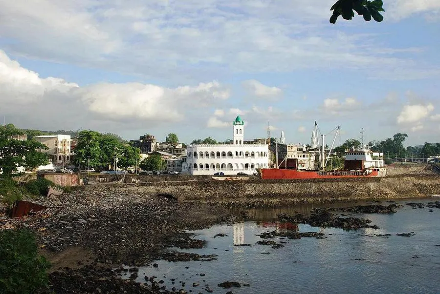 Moroni, capital of the Comoros, with its harbour and central mosque.