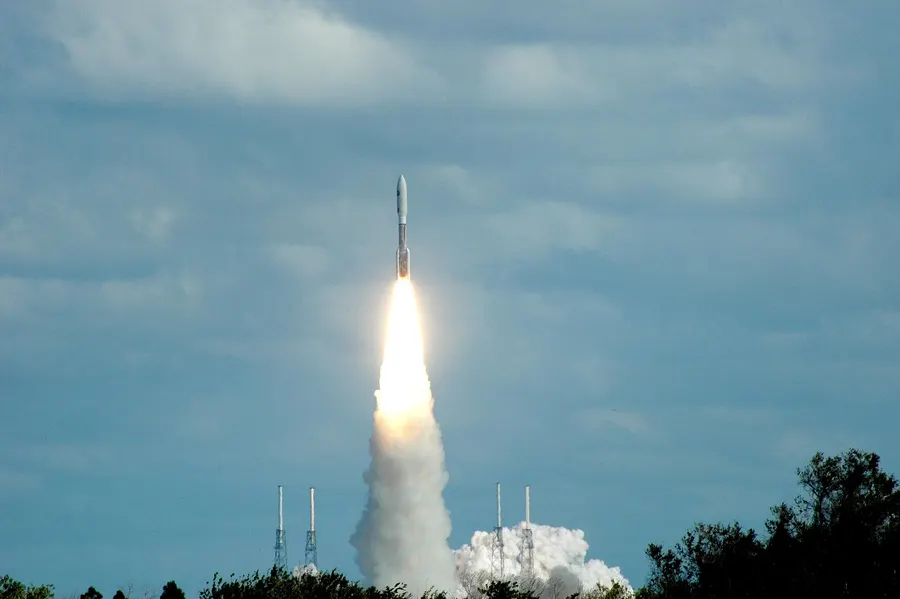 New Horizons lifts off aboard an Atlas V rocket from Cape Canaveral, 19 January 2006.