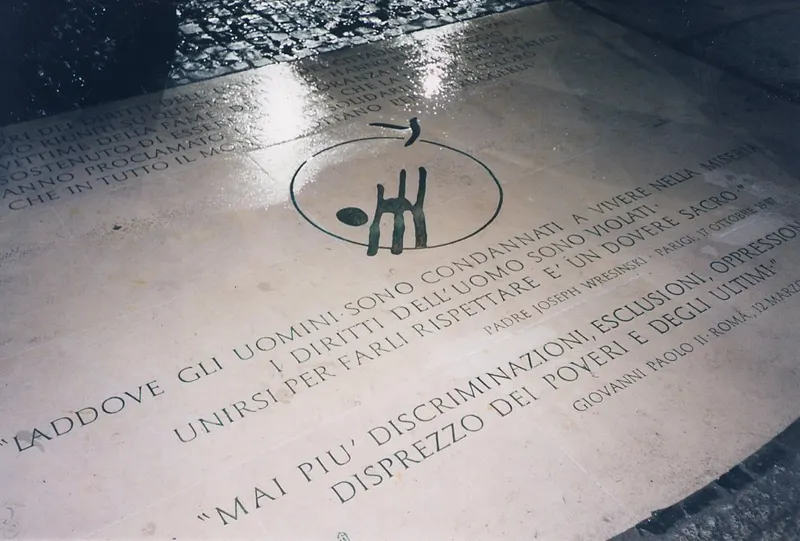 A replica of the commemorative stone in honour of the victims of extreme poverty.