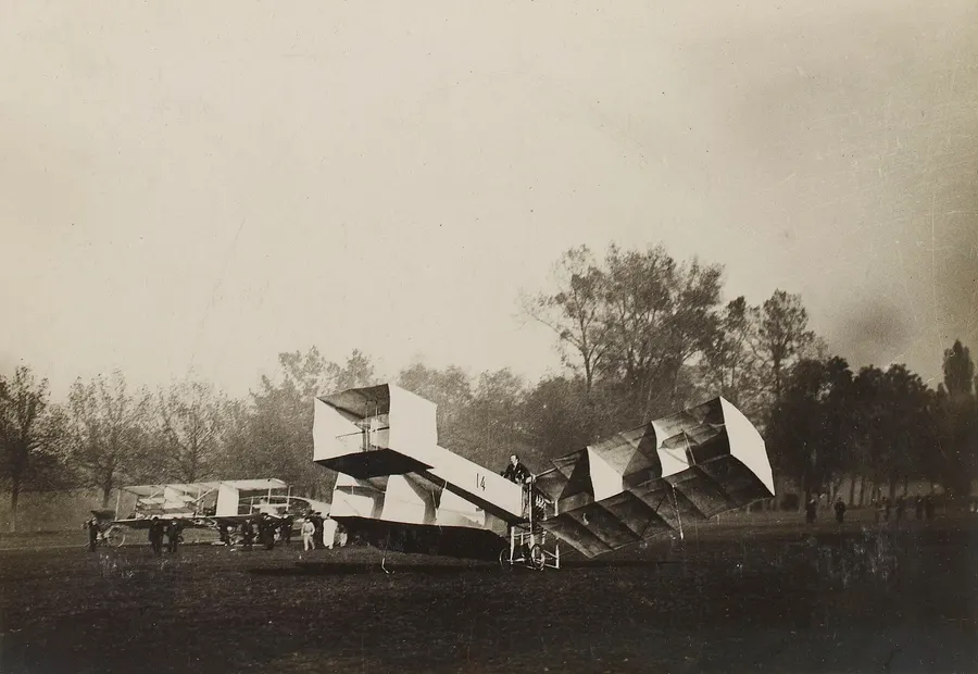 Alberto Santos-Dumont's 14-bis at Bagatelle in 1906, with the Blériot IV in the background
