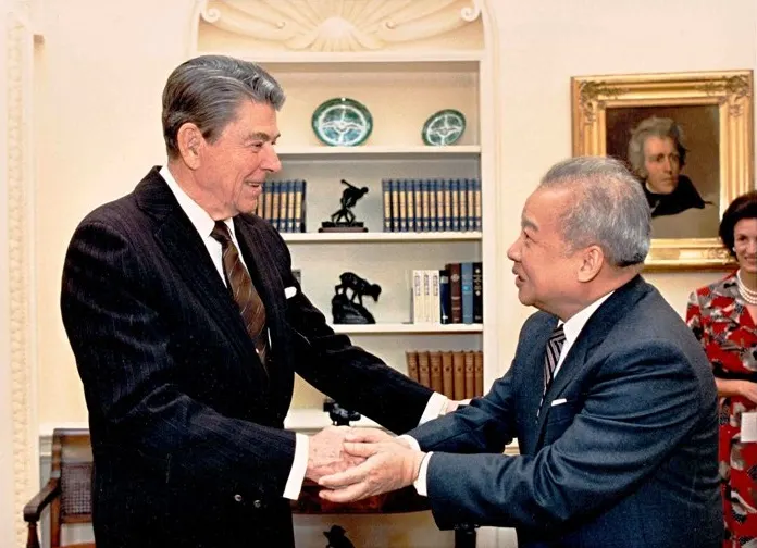 Norodom Sihanouk with US President Ronald Reagan at the White House in 1988.