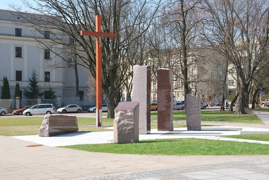A memorial to the victims of the Smolensk crash beside the cathedral in Łódź, Poland.