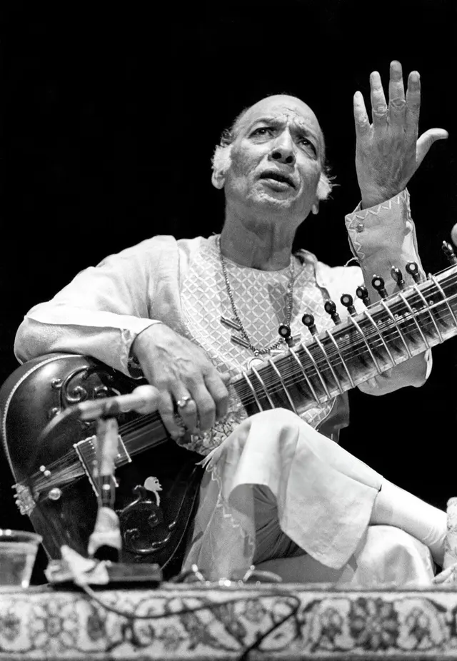Vilayat Khan